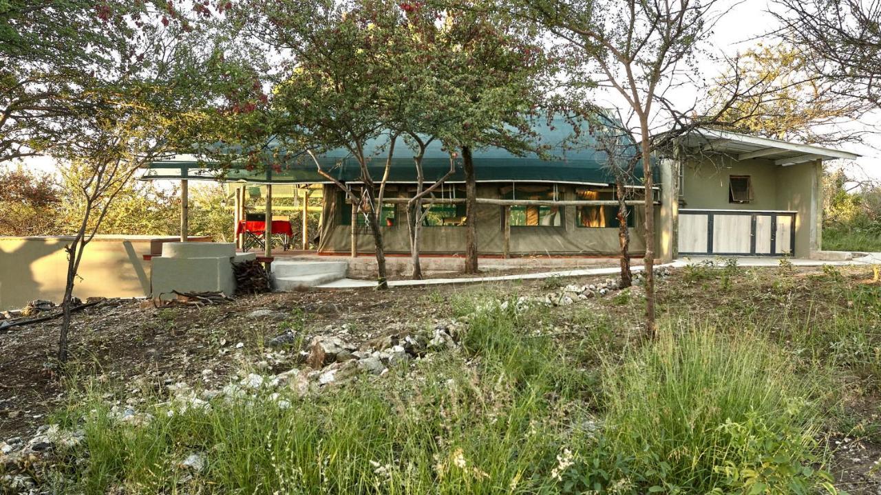 Zuricamp - Tent Madini Τσουμέμπ Εξωτερικό φωτογραφία
